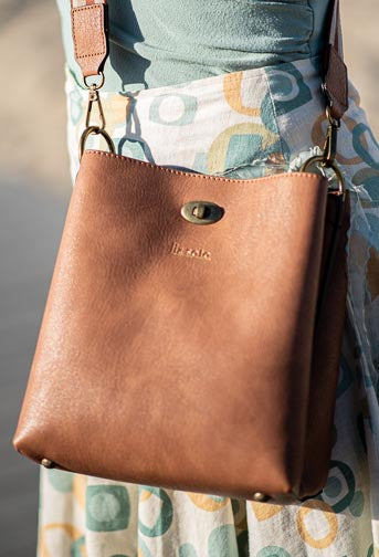 Lola Brown | Bucket Bag