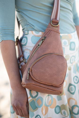 Lori Brown | Sling Bag