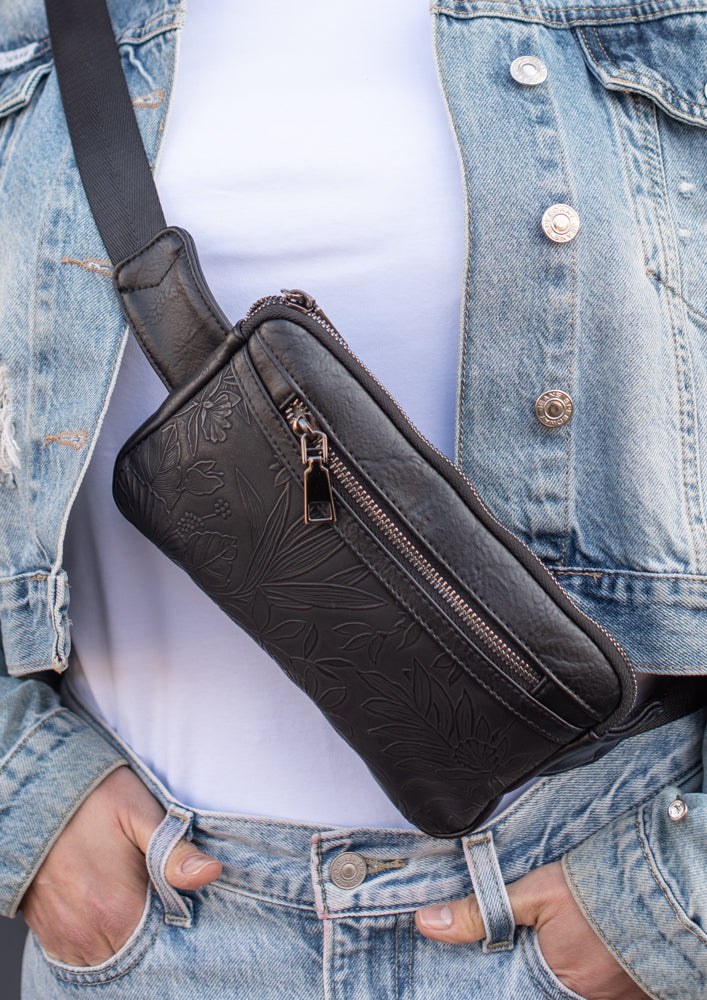 Mia Black | Belt Bag