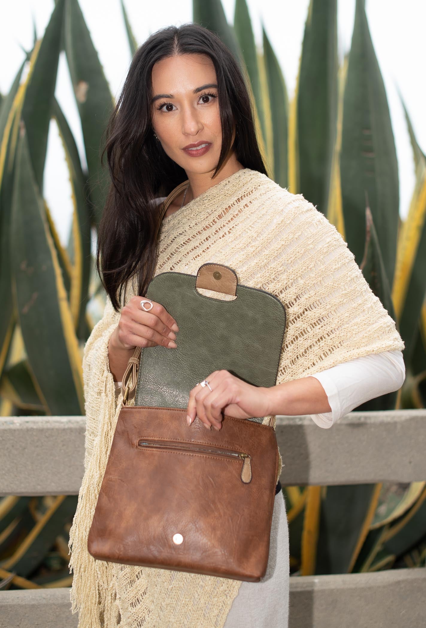 Amy Olive | Crossbody Bag