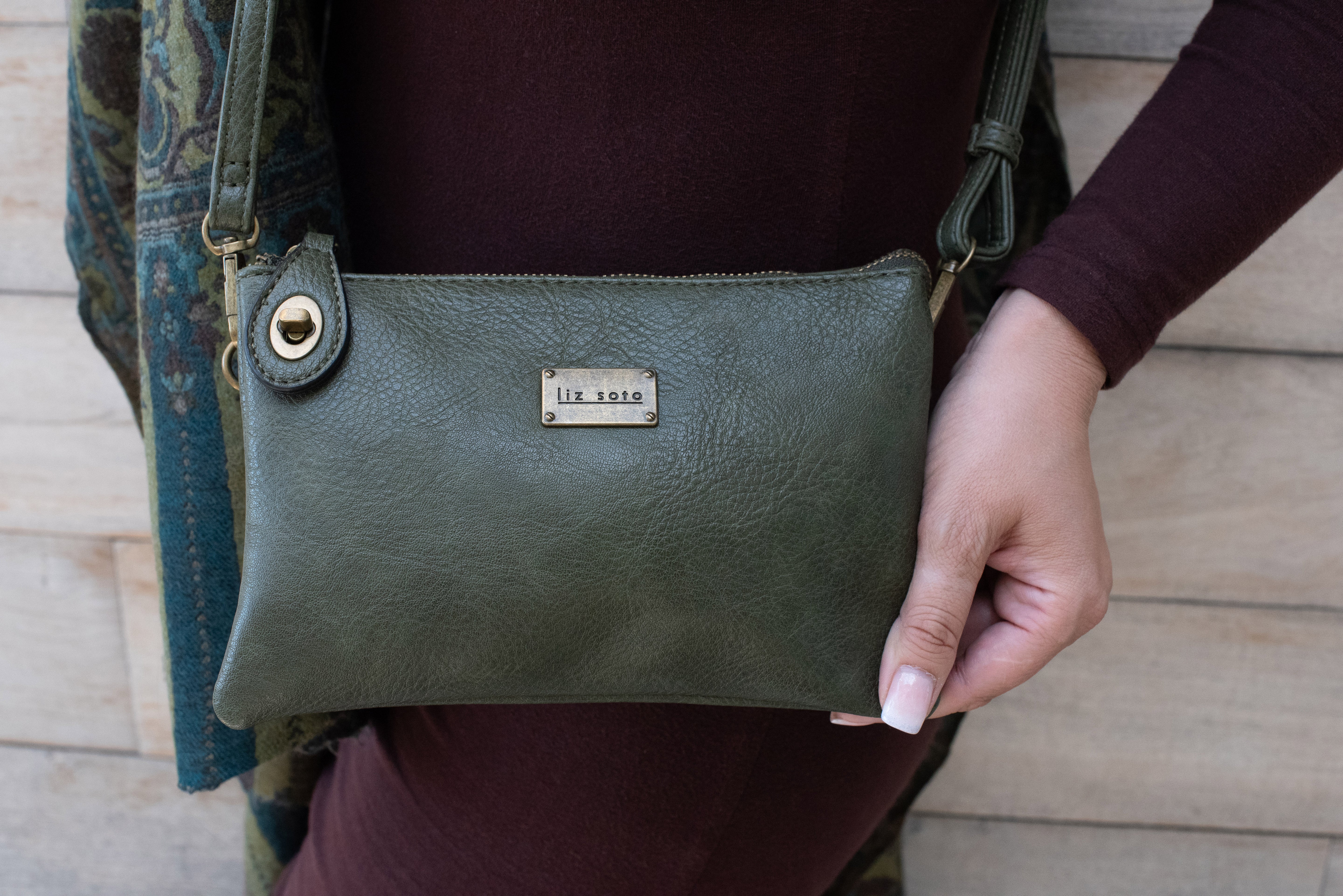 Ella Olive | Crossbody Bag + Wristlet