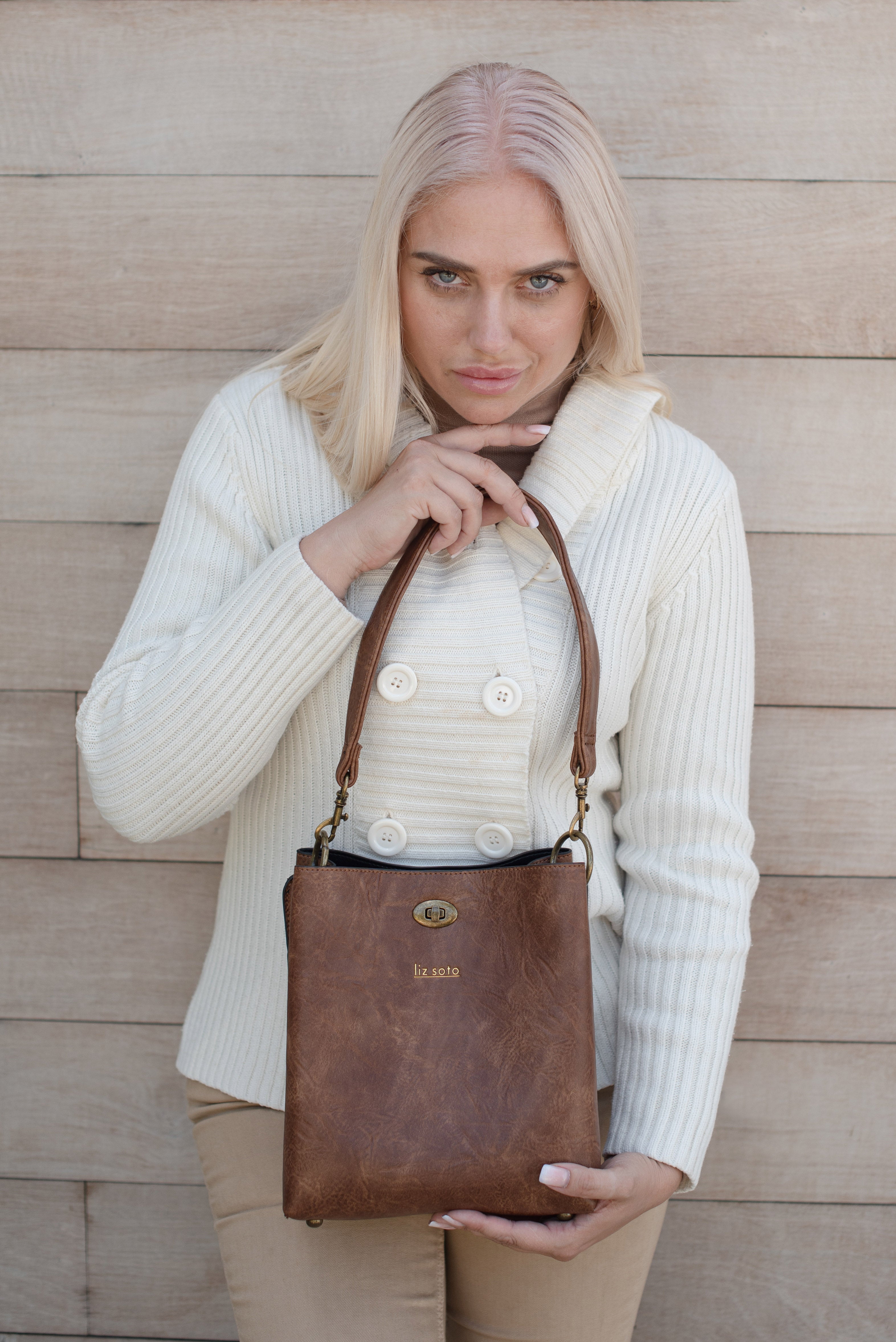 Lola Coffee | Bucket Bag