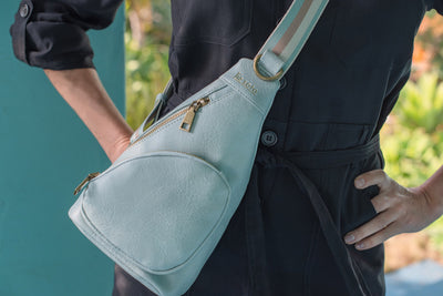 Lori Ocean | Sling Bag